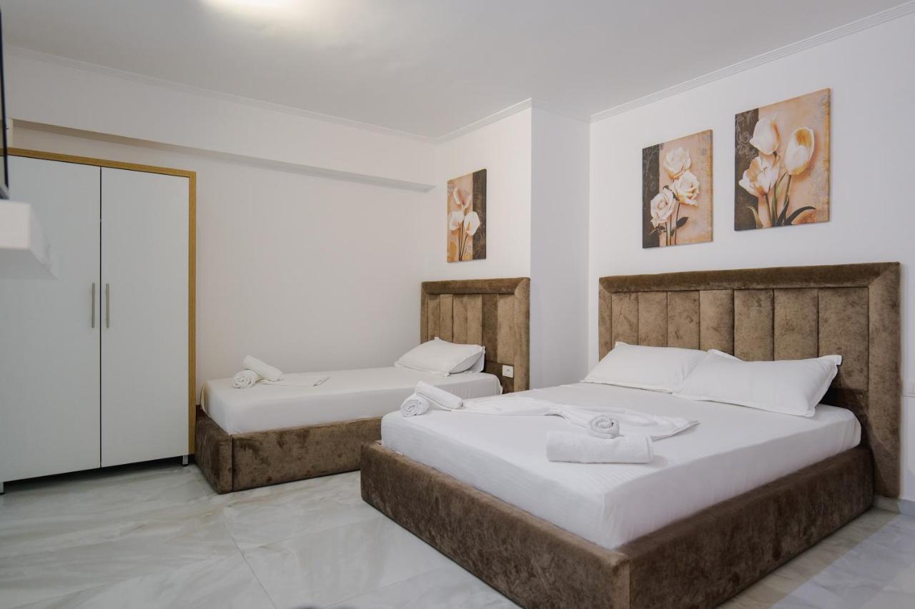 Osmani Rooms Sarandë Exterior foto