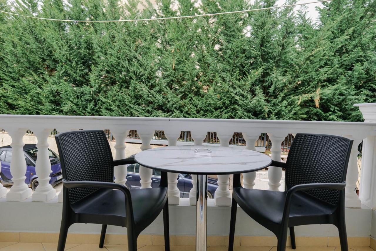 Osmani Rooms Sarandë Exterior foto