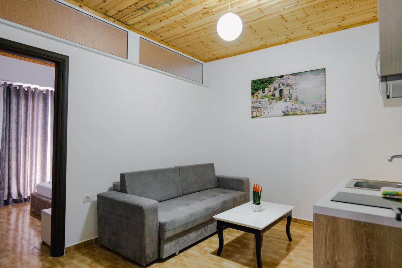 Osmani Rooms Sarandë Exterior foto