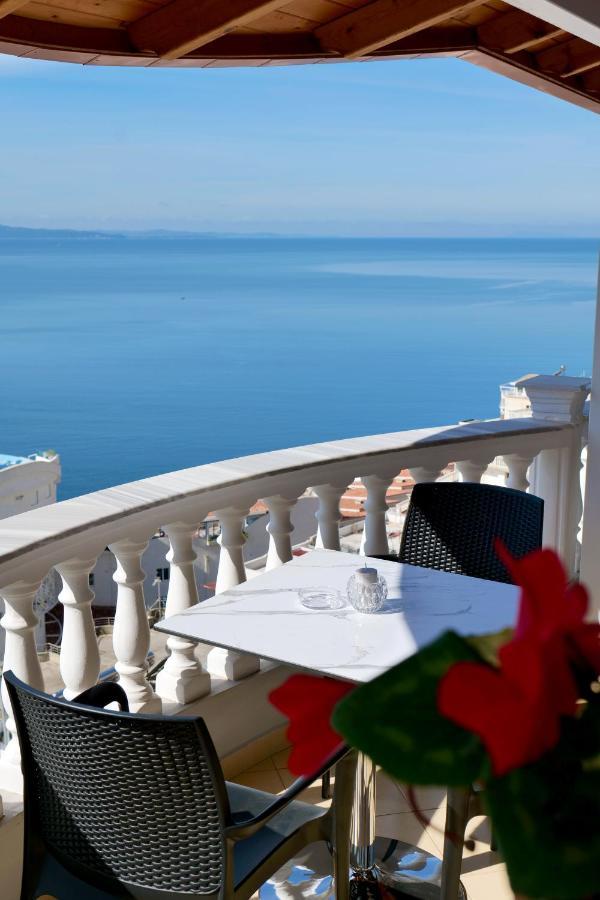 Osmani Rooms Sarandë Exterior foto