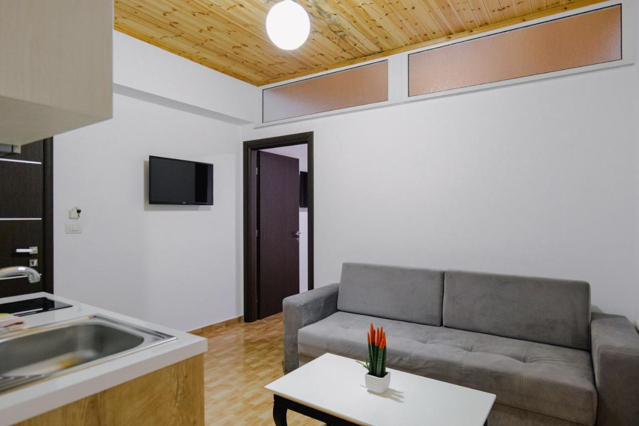Osmani Rooms Sarandë Exterior foto