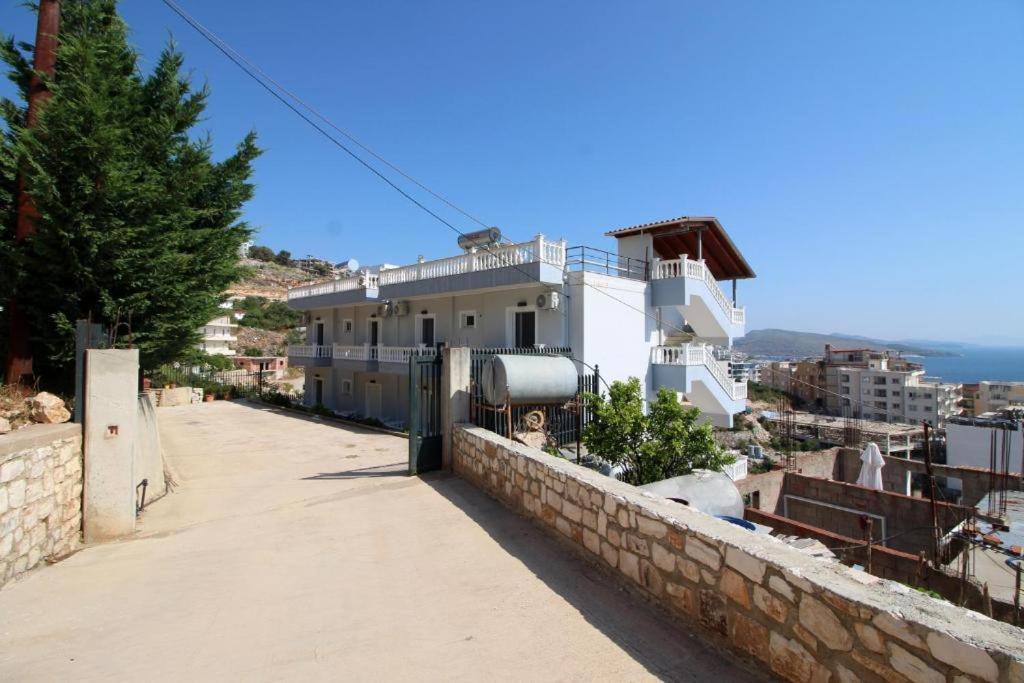 Osmani Rooms Sarandë Exterior foto